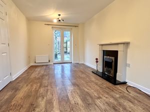 Lounge- click for photo gallery